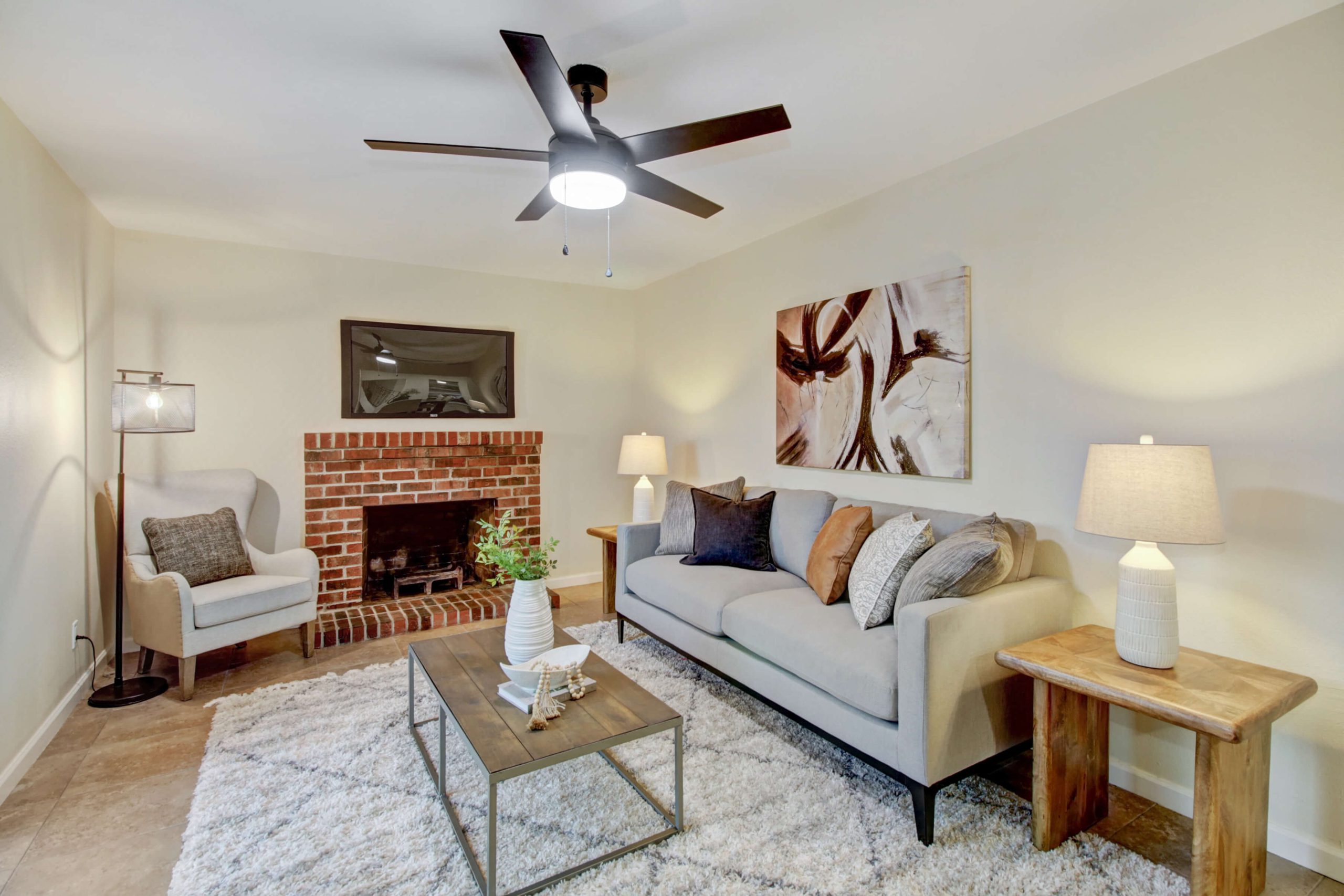 Drury Ct, Sacramento - Premiere Home Staging & Design