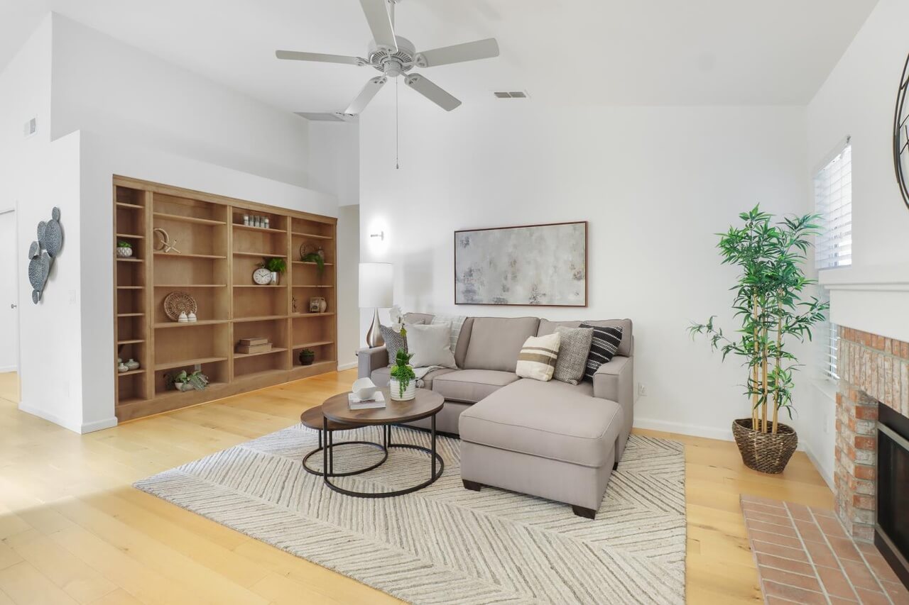Hortaleza Pl, Davis - Premiere Home Staging & Design