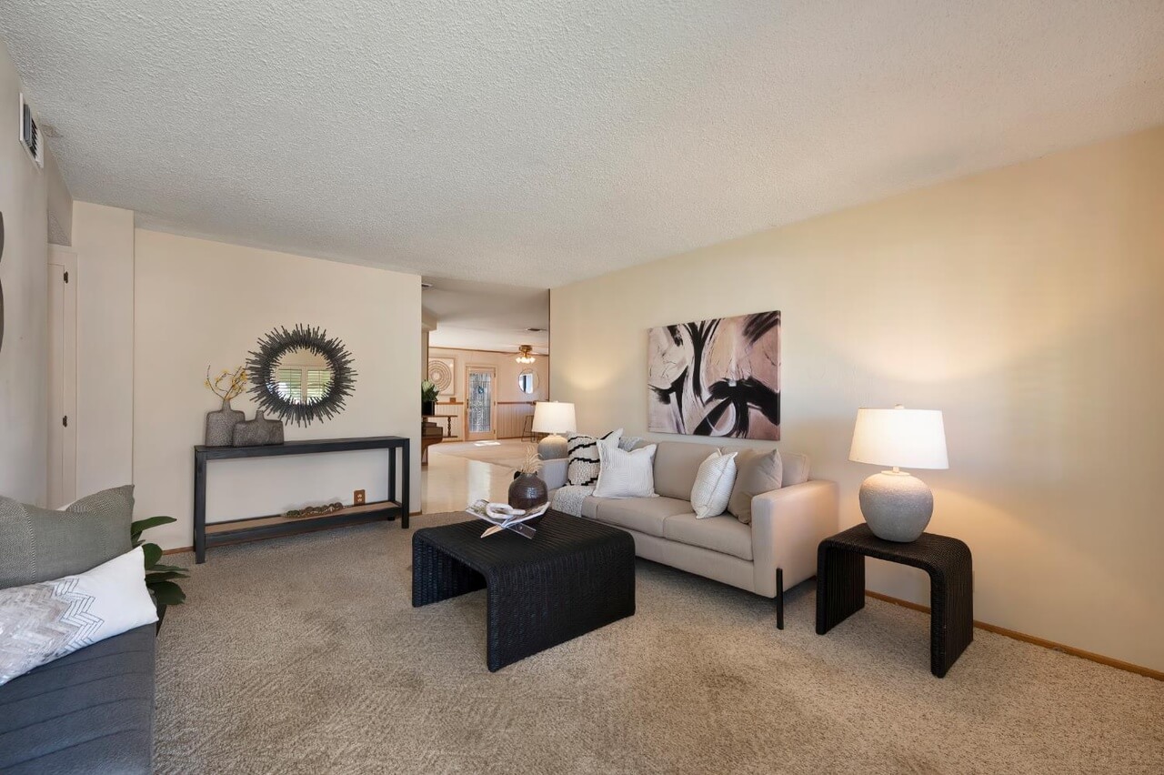 La Cumbra Cir, El Dorado Hills - Premiere Home Staging & Design