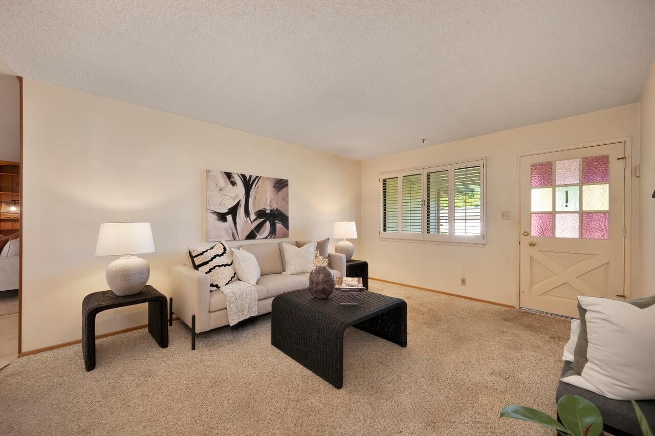 La Cumbra Cir, El Dorado Hills - Premiere Home Staging & Design