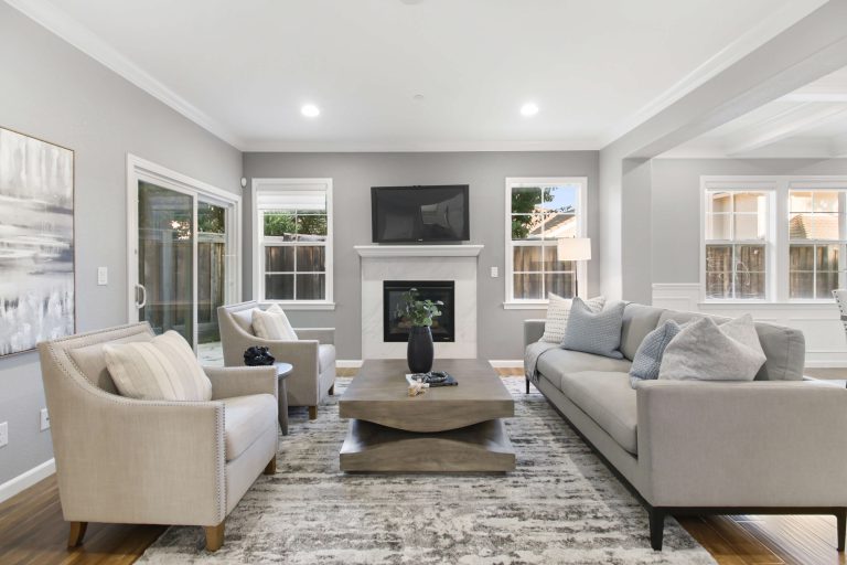 Little Isle Ln, Sacramento - Premiere Home Staging & Design