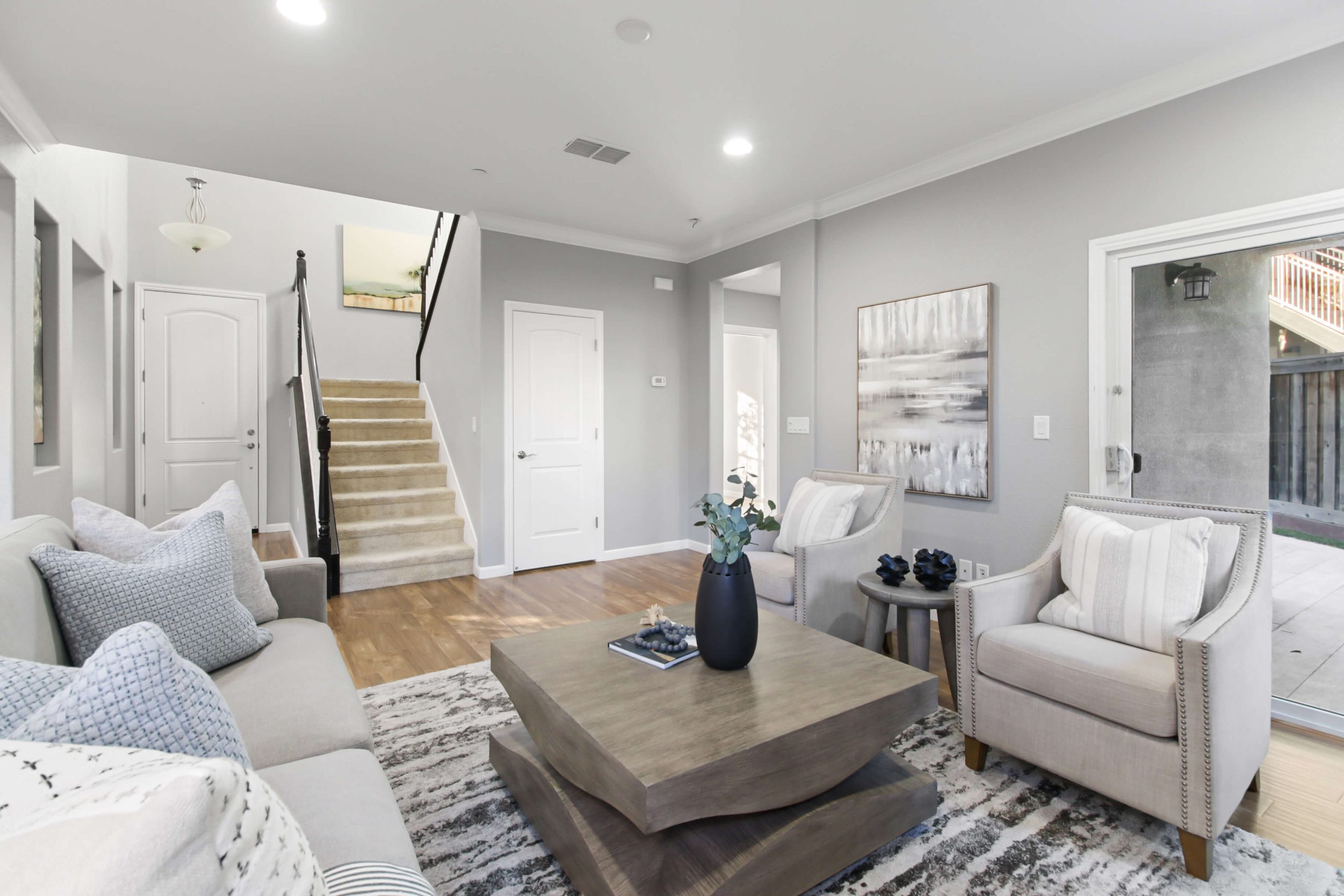 Little Isle Ln, Sacramento - Premiere Home Staging & Design