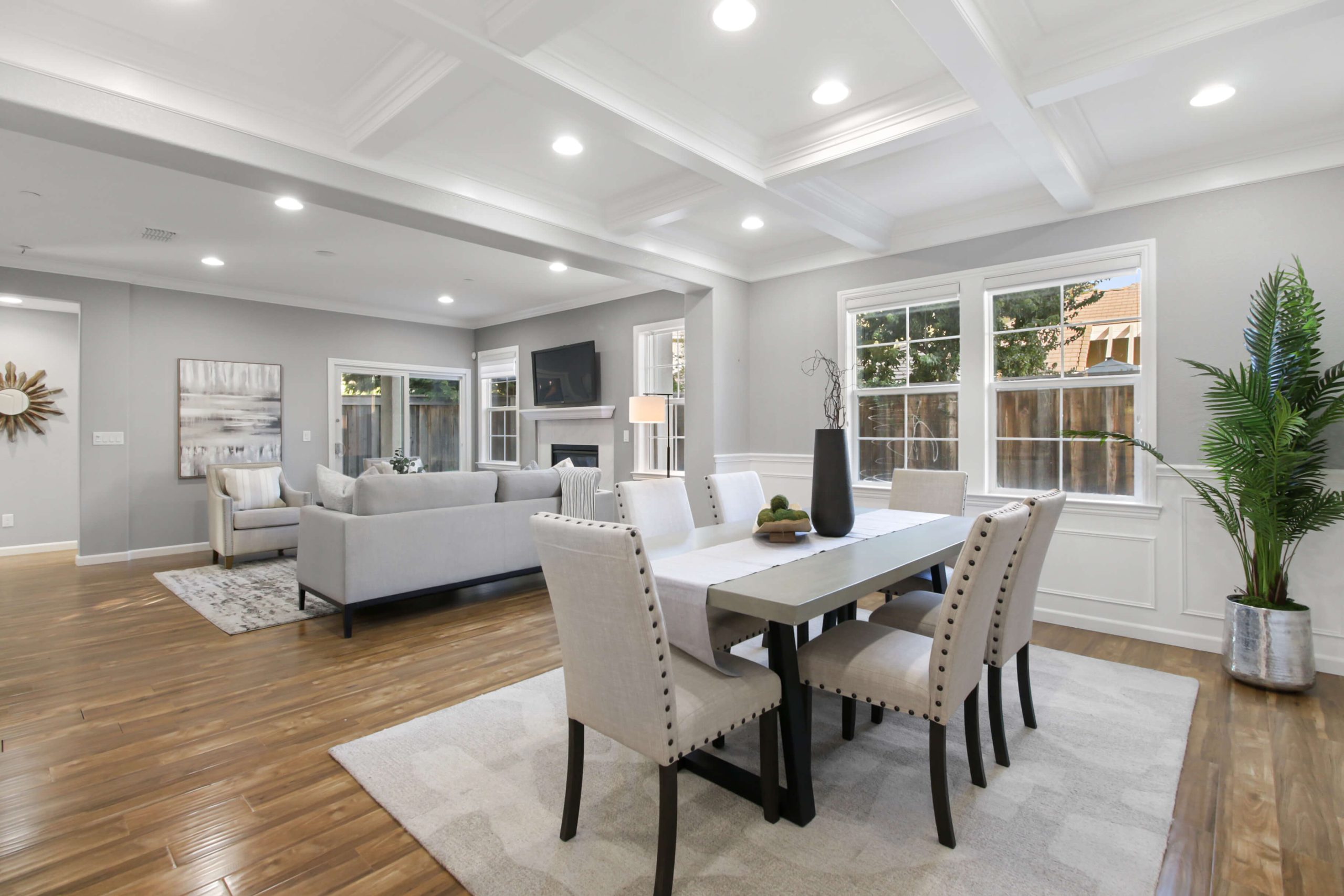 Little Isle Ln, Sacramento - Premiere Home Staging & Design