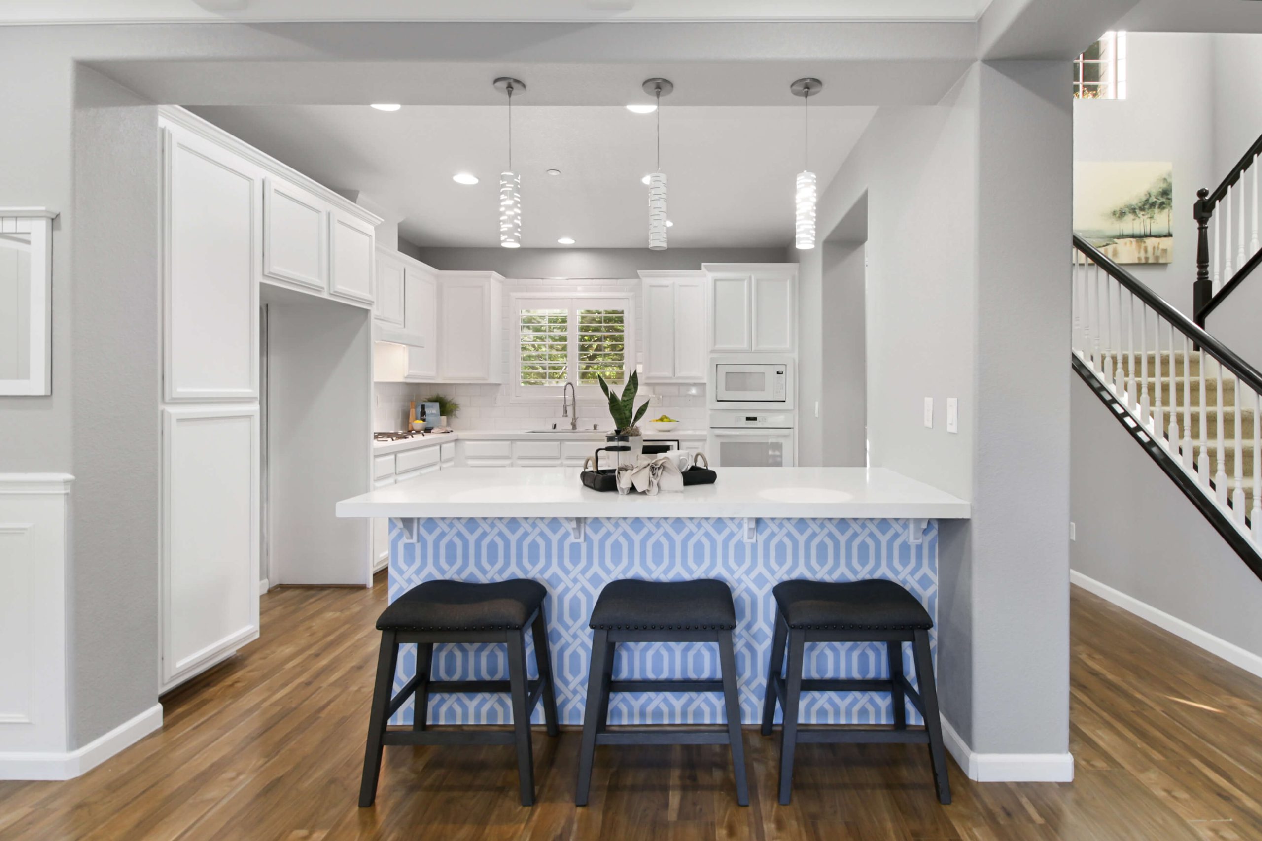 Little Isle Ln, Sacramento - Premiere Home Staging & Design