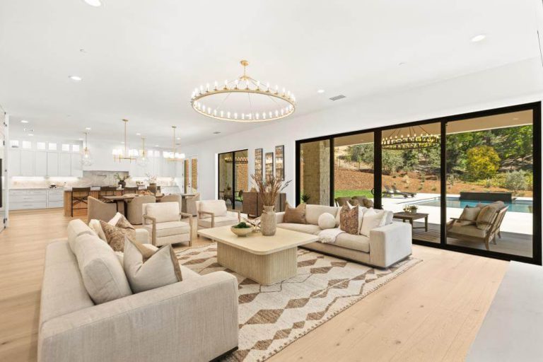 Oak Hill Dr, Granite Bay - Premiere Home Staging & Design