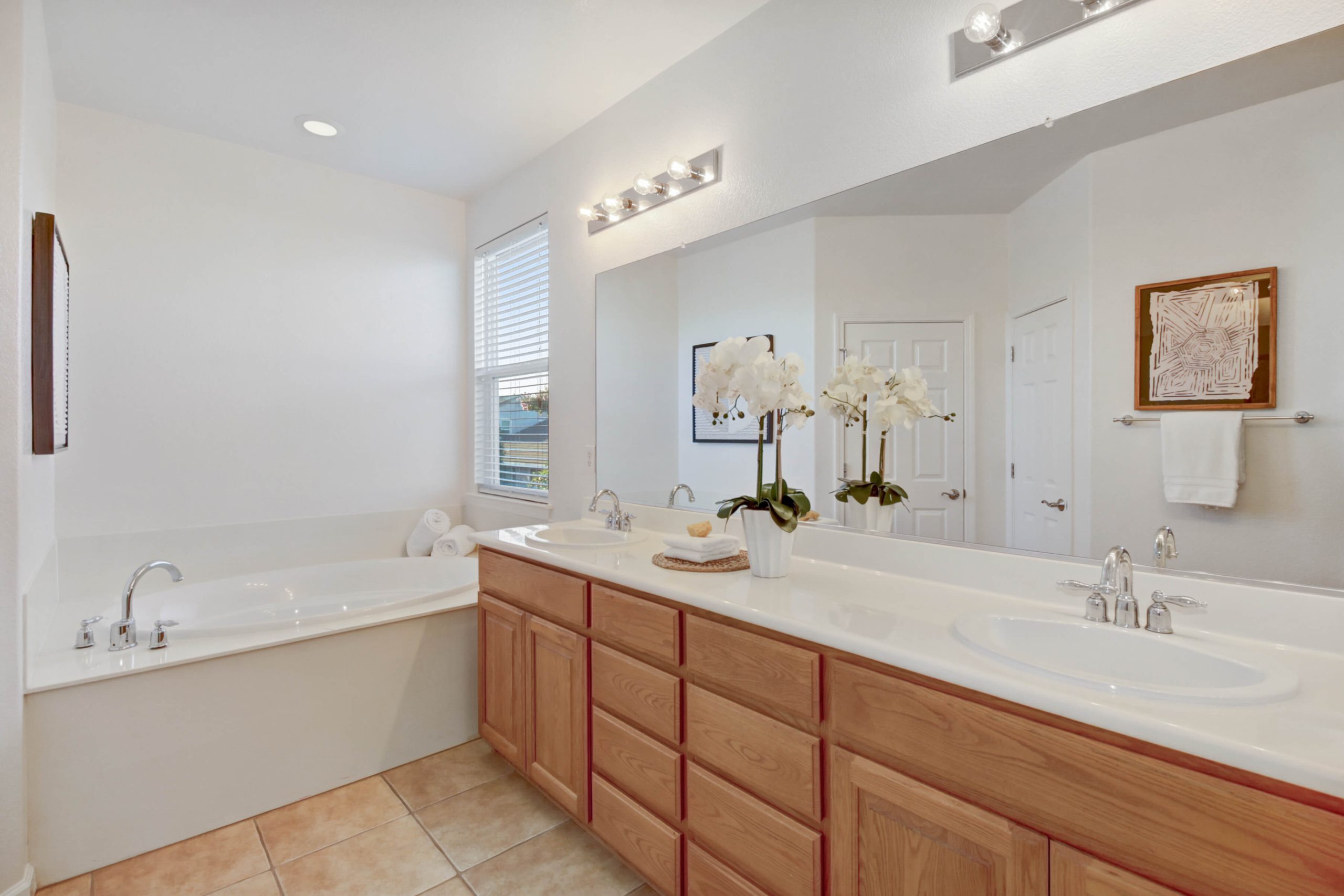 Dionysus Way, Rancho Cordova - Premiere Home Staging & Design
