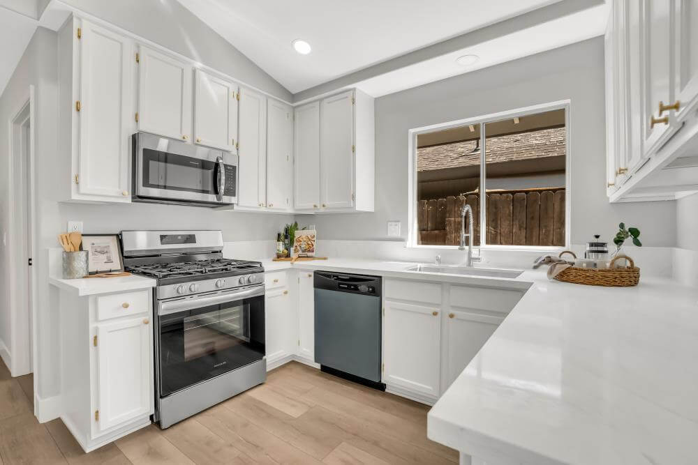 Pinedale Ave, Sacramento - Premiere Home Staging & Design