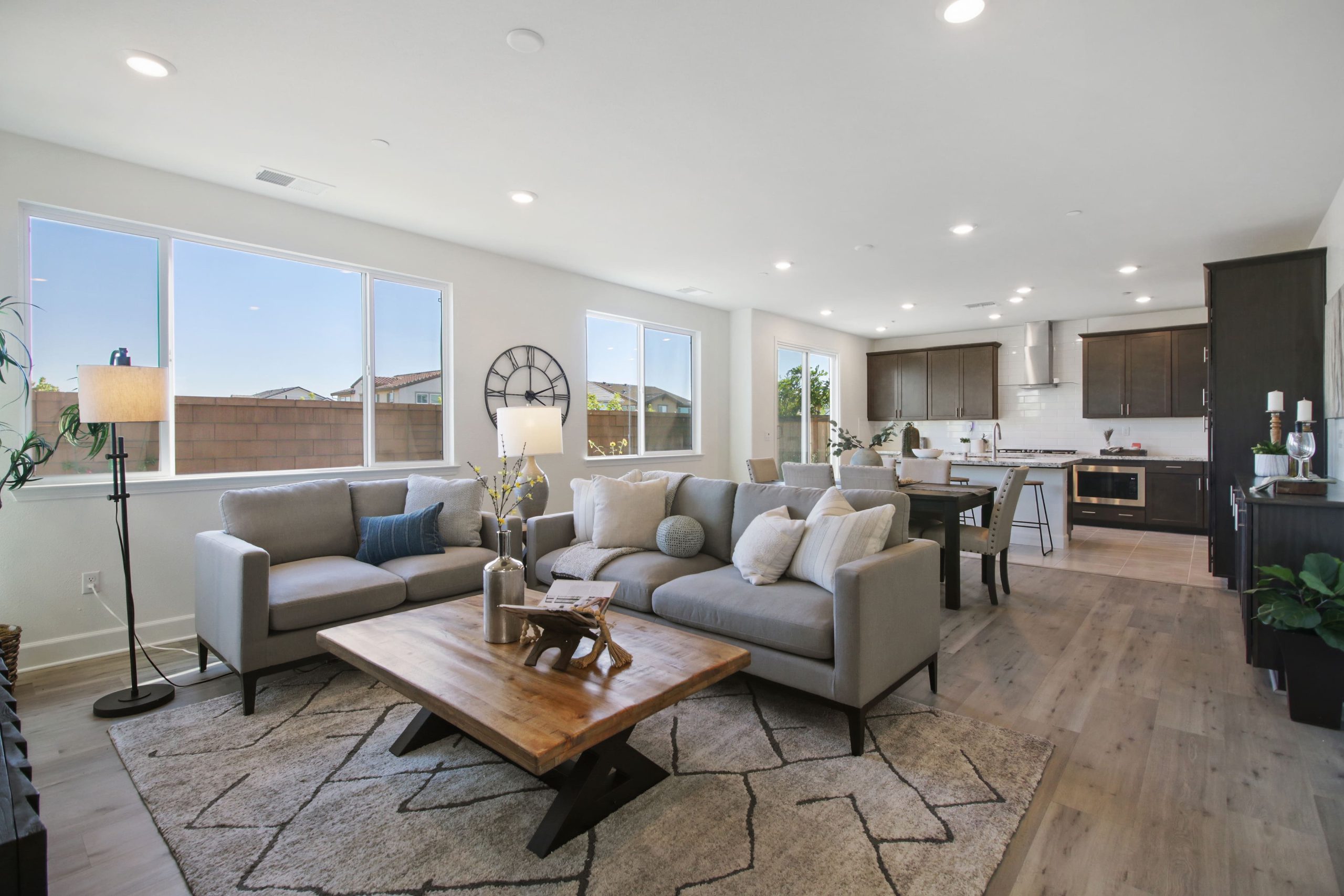 Sanderson Dr, Folsom - Premiere Home Staging & Design