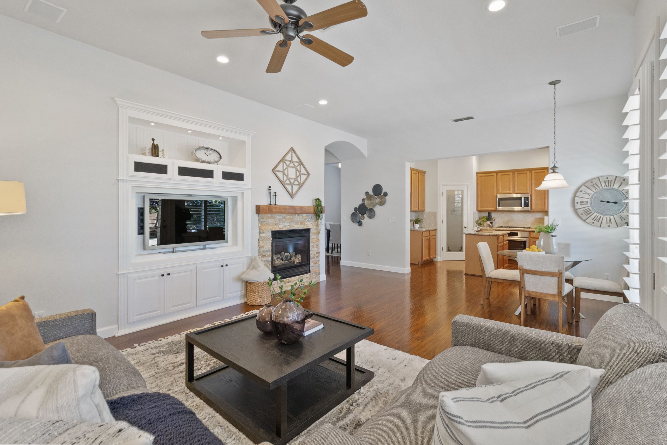 St John Rd, West Sacramento - Premiere Home Staging & Design