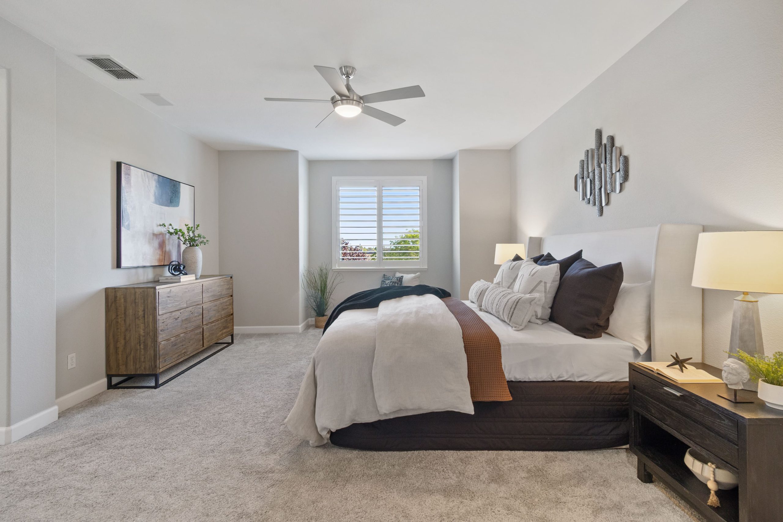 St John Rd, West Sacramento - Premiere Home Staging & Design