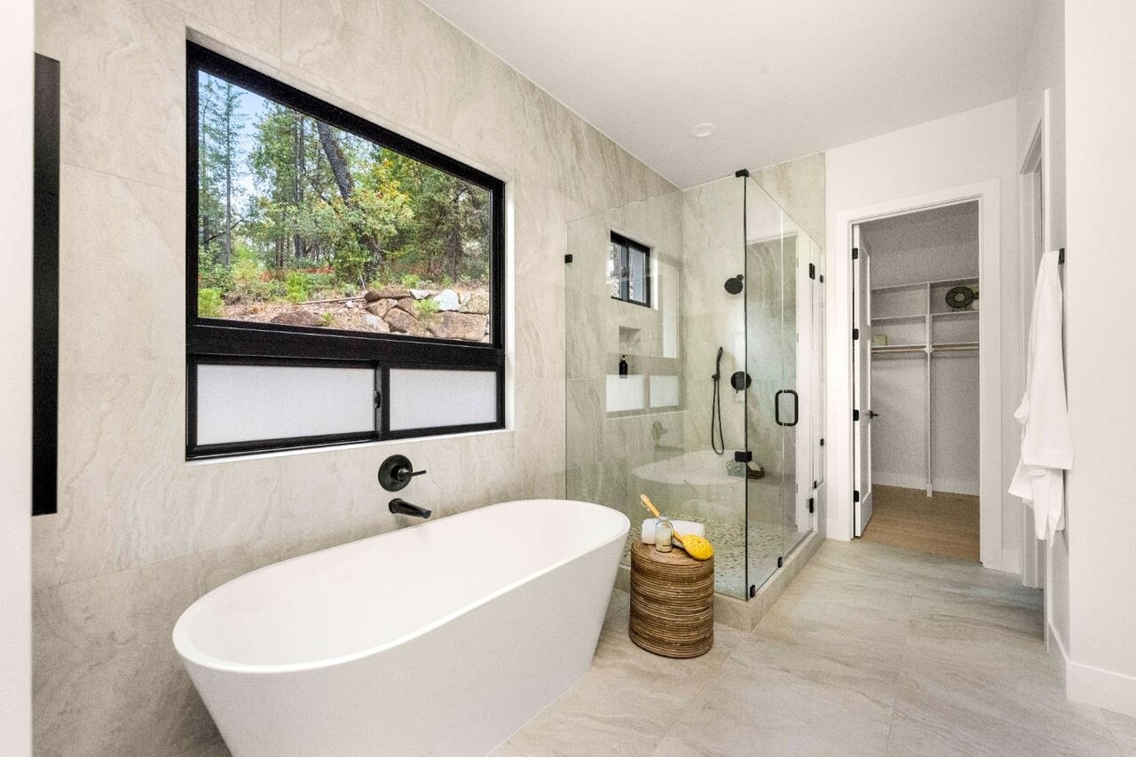 Grand Knoll Dr, Meadow Vista - Premiere Home Staging & Design