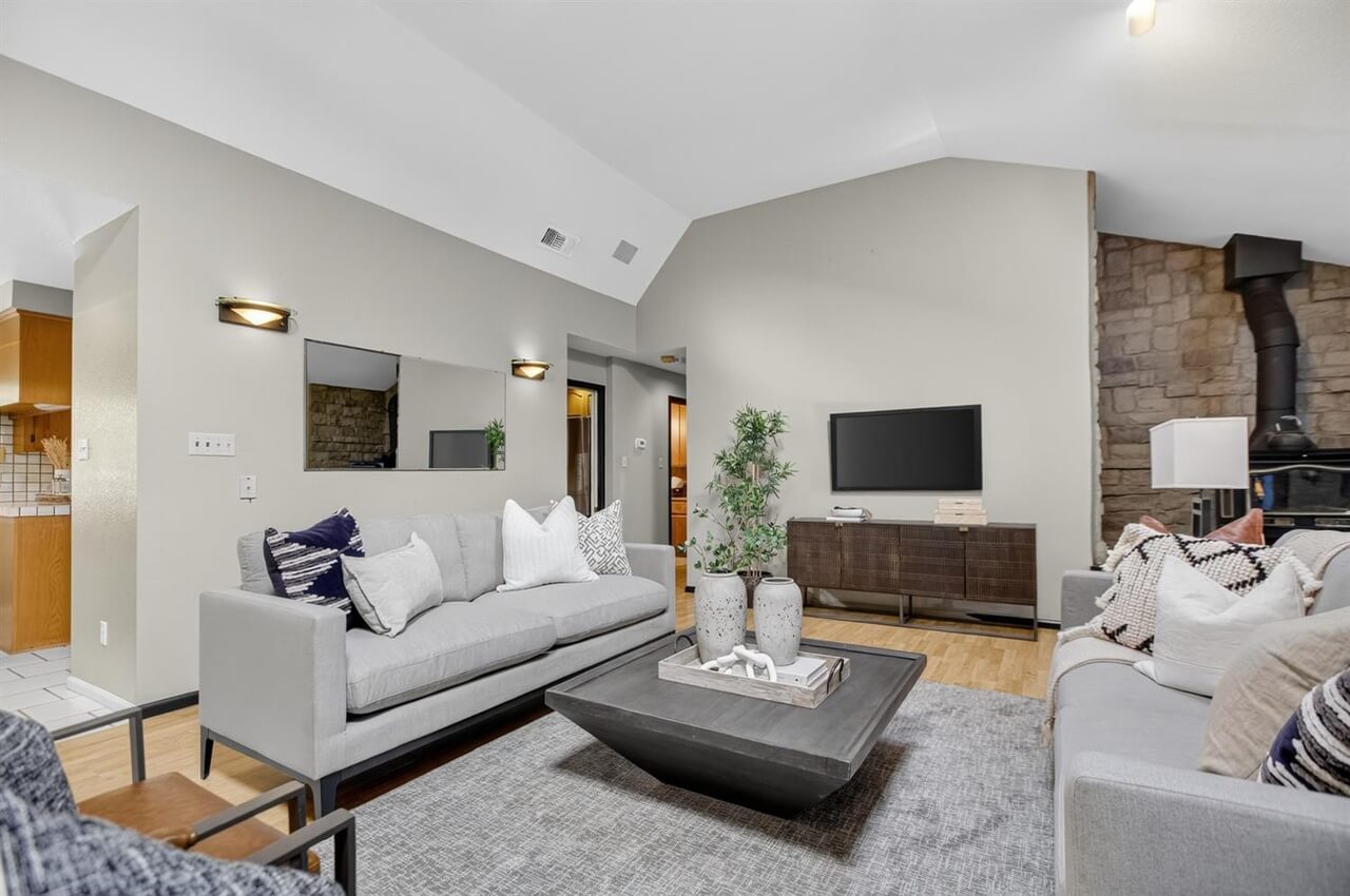 Appollo Way, Sacramento - Premiere Home Staging & Design