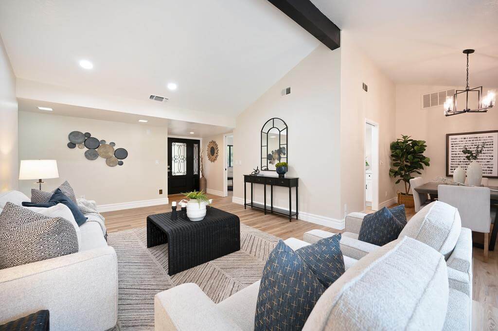Green Ravine Ln, Fair Oaks - Premiere Home Staging & Design