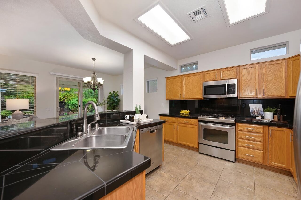 Starview Ln, Lincoln - Premiere Home Staging & Design