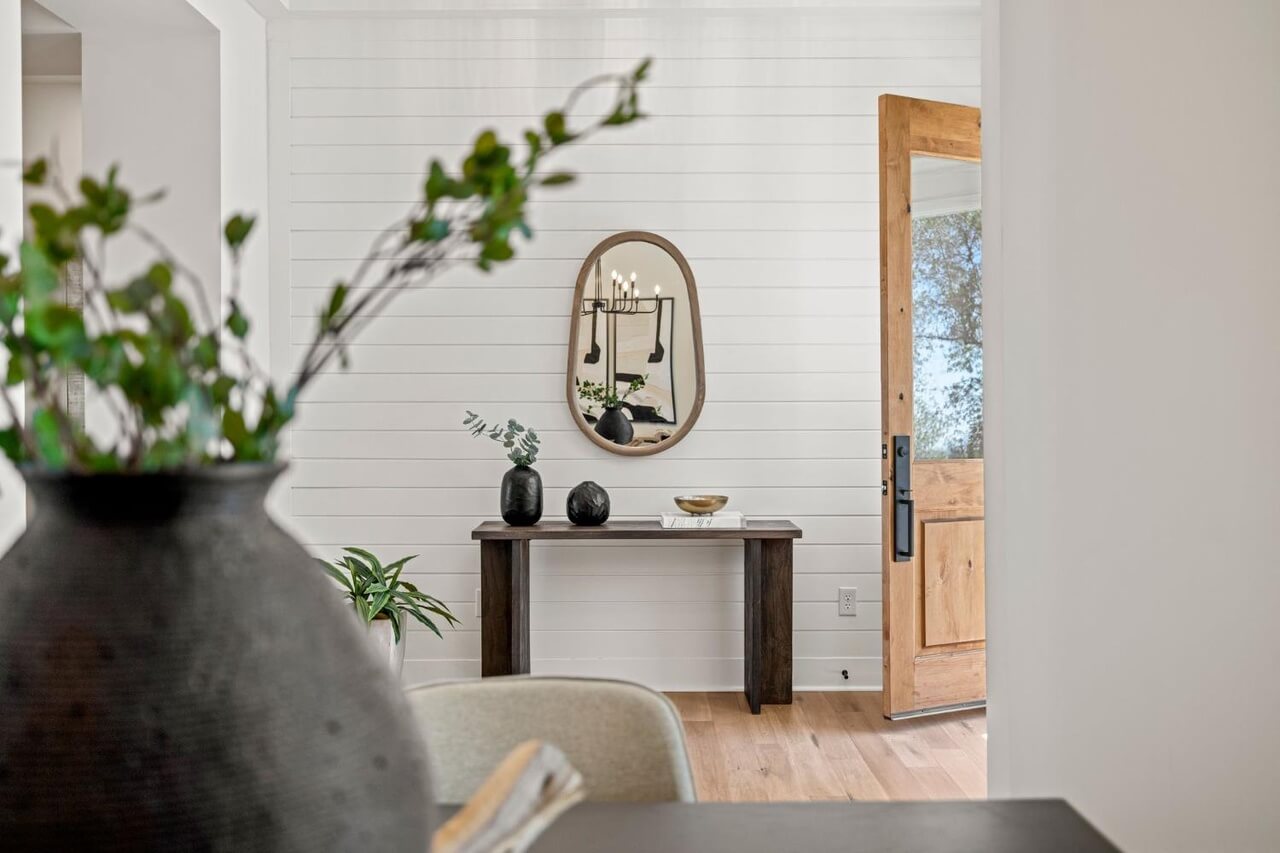 Surrey Junction Ln, Sutter Creek - Premiere Home Staging & Design