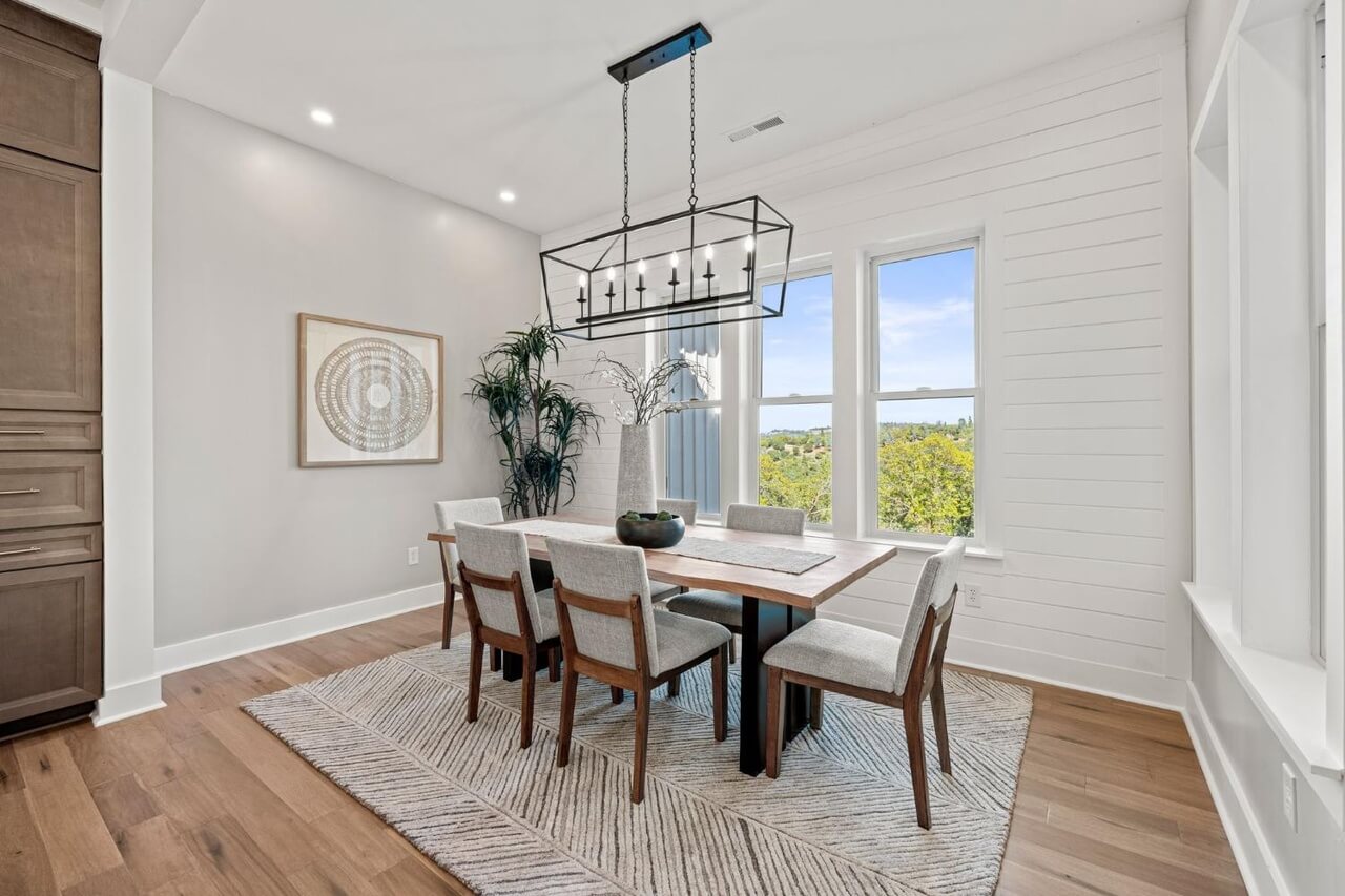 Surrey Junction Ln, Sutter Creek - Premiere Home Staging & Design