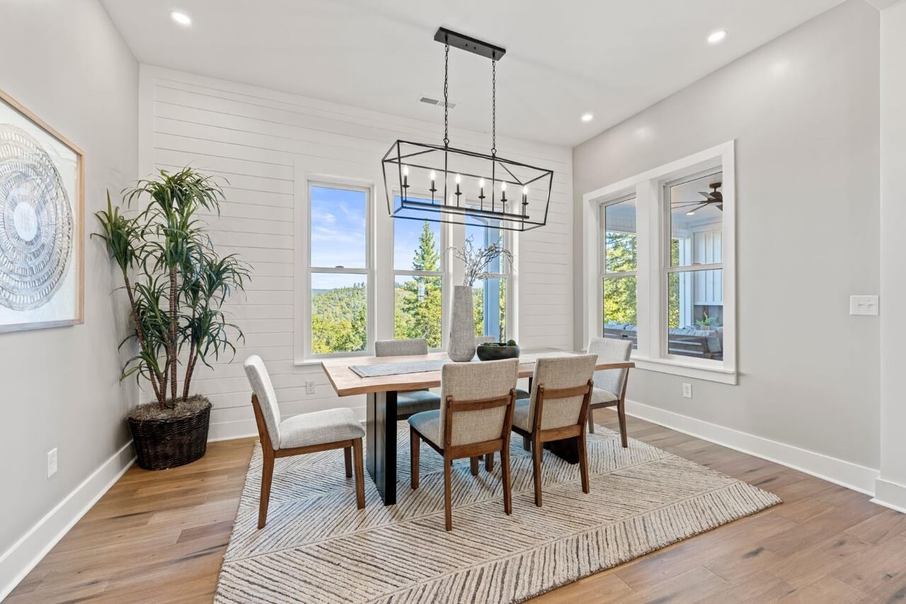Surrey Junction Ln, Sutter Creek - Premiere Home Staging & Design