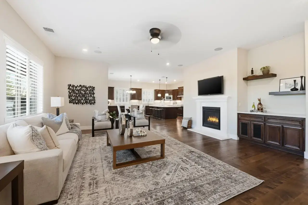 Dusty Stone Loop, Rocklin - Premiere Home Staging & Design