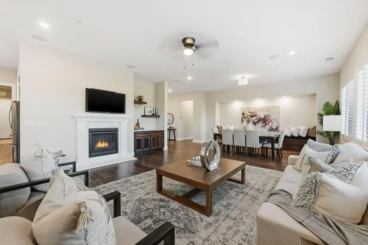 Dusty Stone Loop, Rocklin - Premiere Home Staging & Design