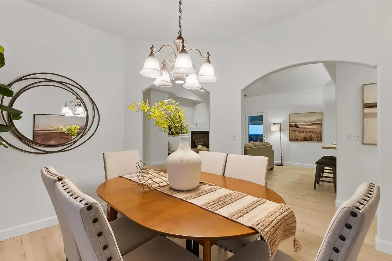 Lori Dr, Grass Valley - Premiere Home Staging & Design