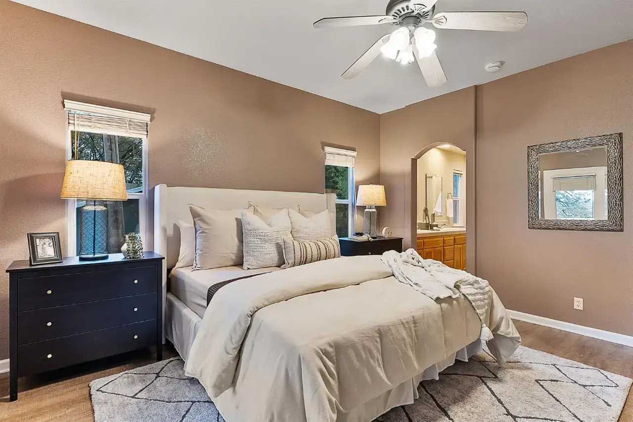 Lori Dr, Grass Valley - Premiere Home Staging & Design