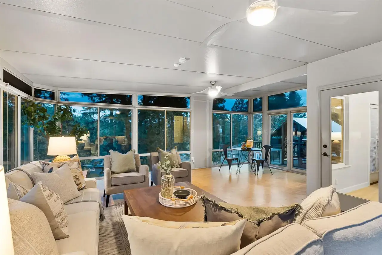 Lori Dr, Grass Valley - Premiere Home Staging & Design