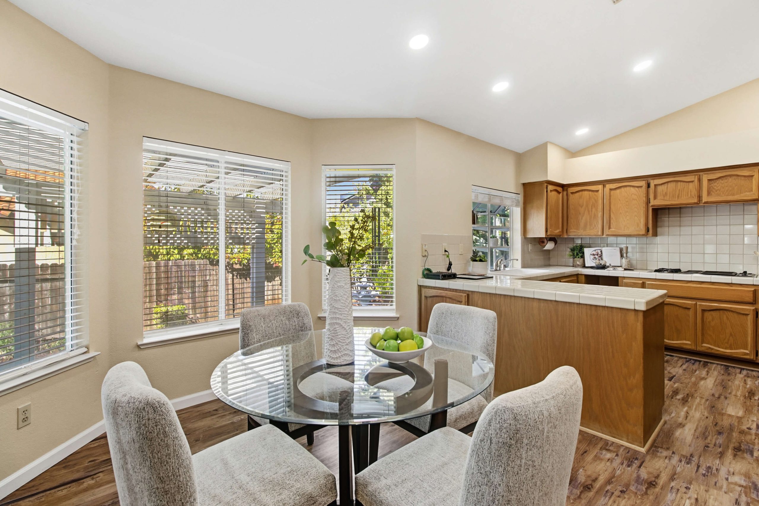 Orange Blossom Cir, Folsom - Premiere Home Staging & Design