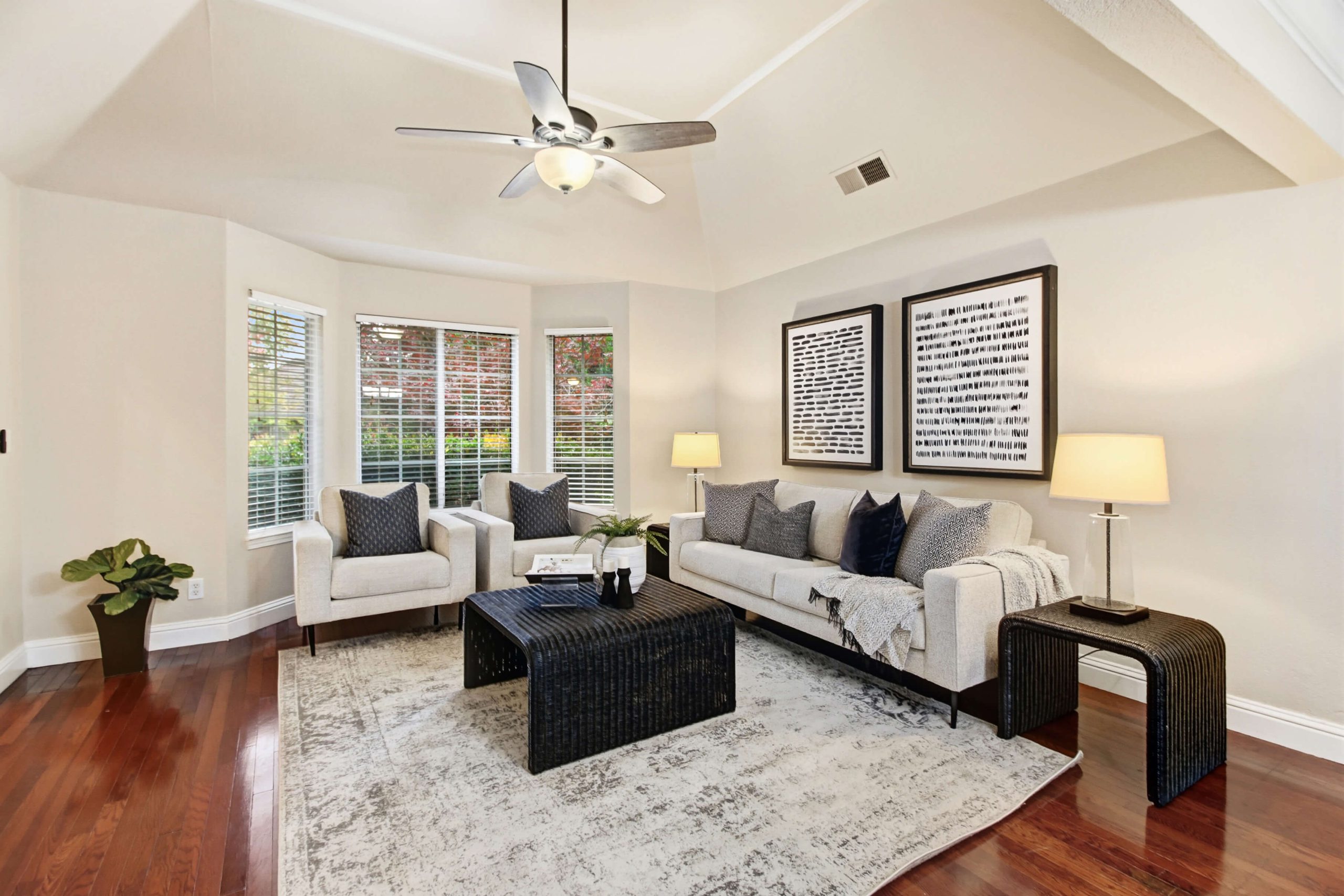 Prestwick Dr, Roseville - Premiere Home Staging & Design