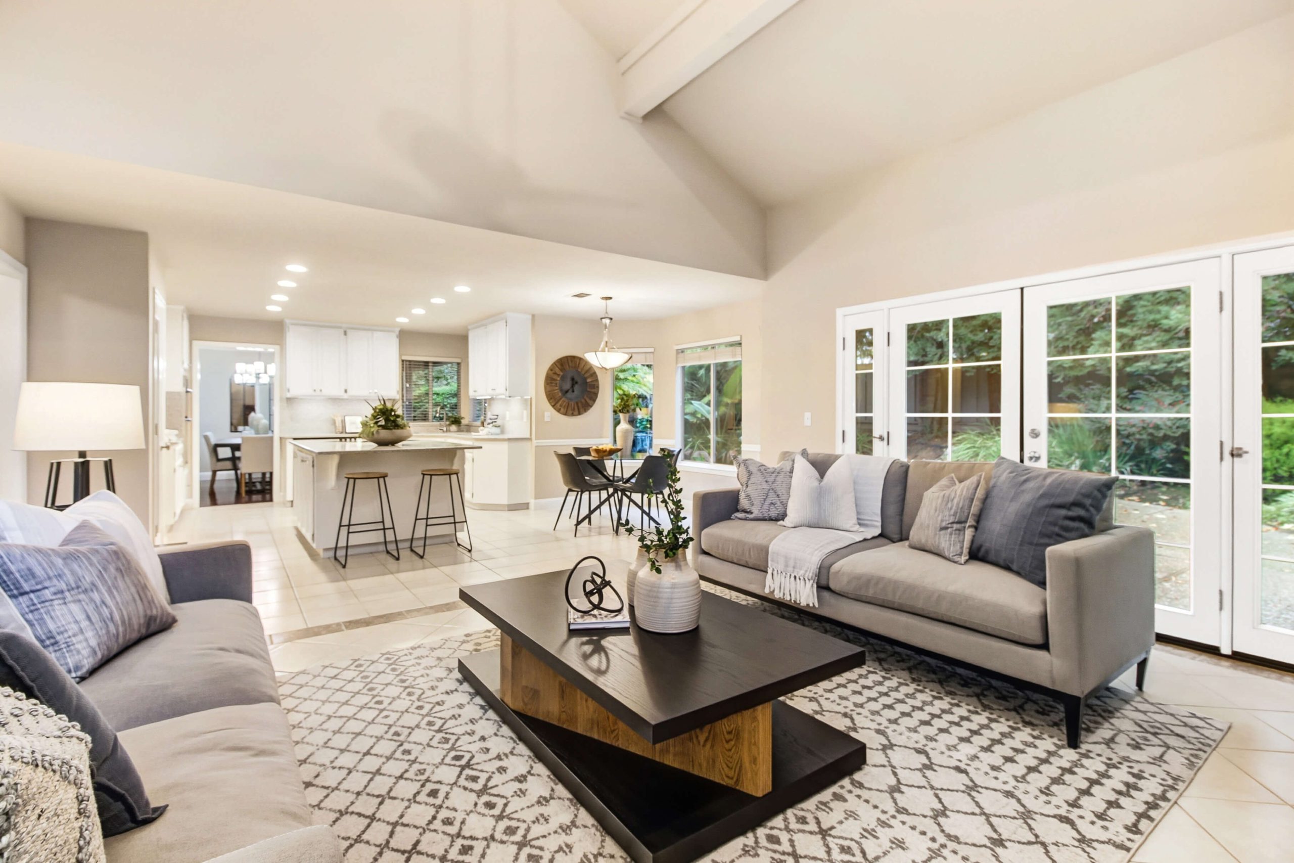 Prestwick Dr, Roseville - Premiere Home Staging & Design