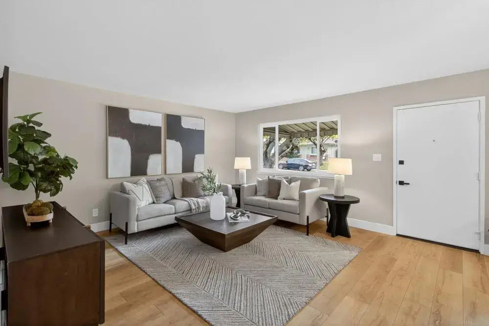 Breuner Dr, Roseville - Premiere Home Staging & Design