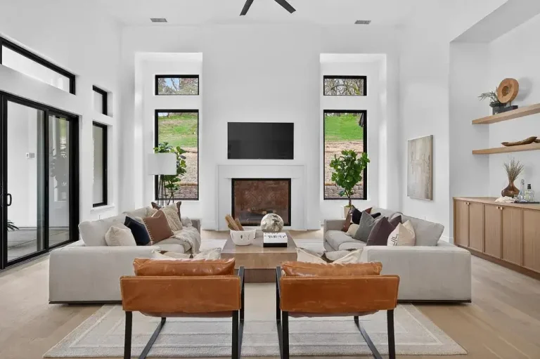 Gilardi Rd, Newcastle - Premiere Home Staging & Design