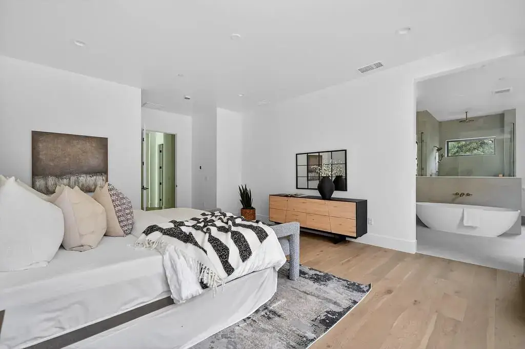 Gilardi Rd, Newcastle - Premiere Home Staging & Design