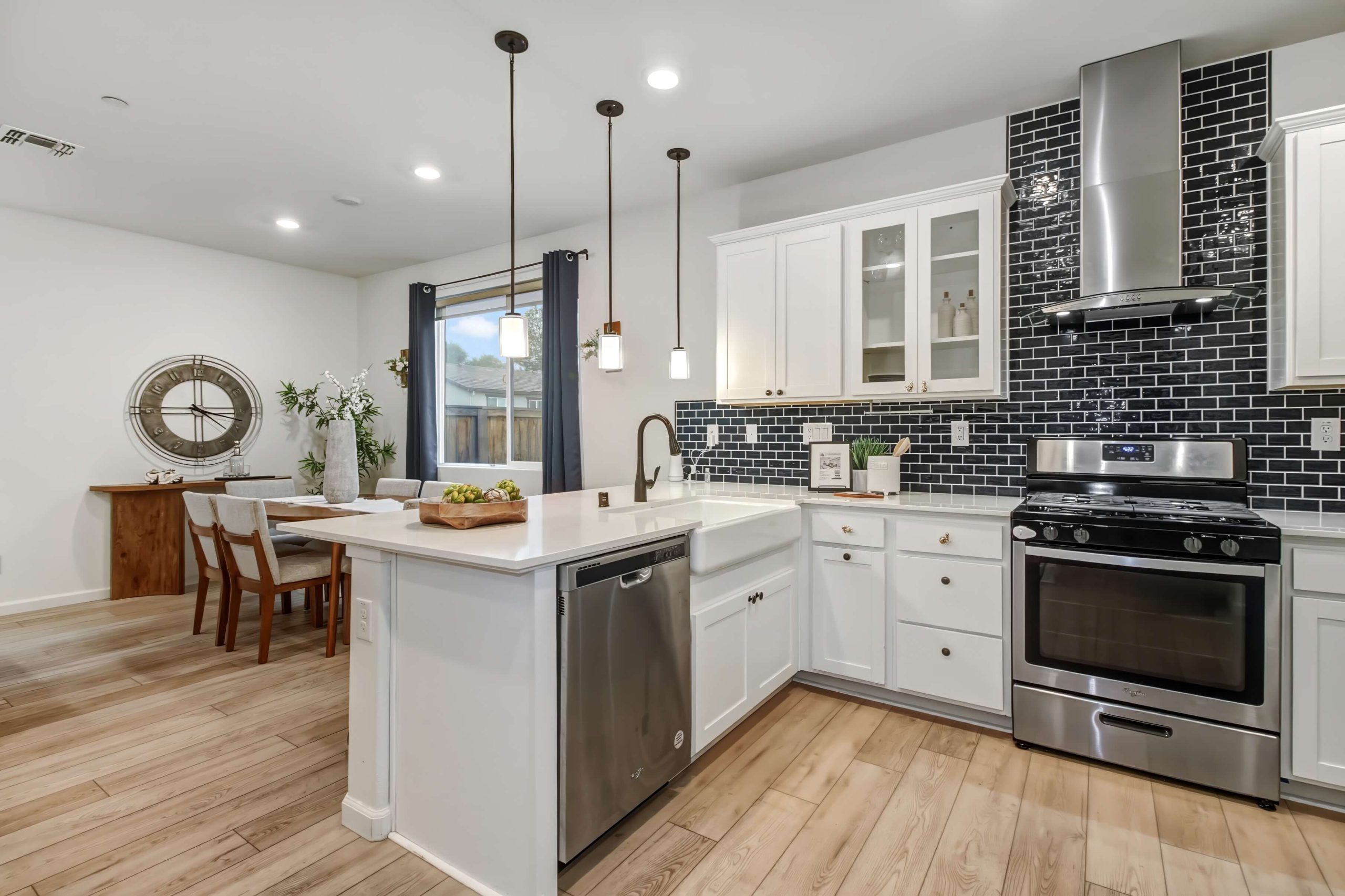 Gray Lodge Loop, Rocklin - Premiere Home Staging & Design