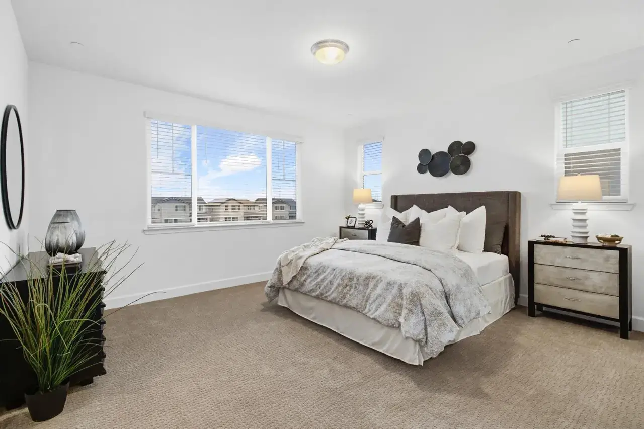 Lake Range Way, Roseville - Premiere Home Staging & Design