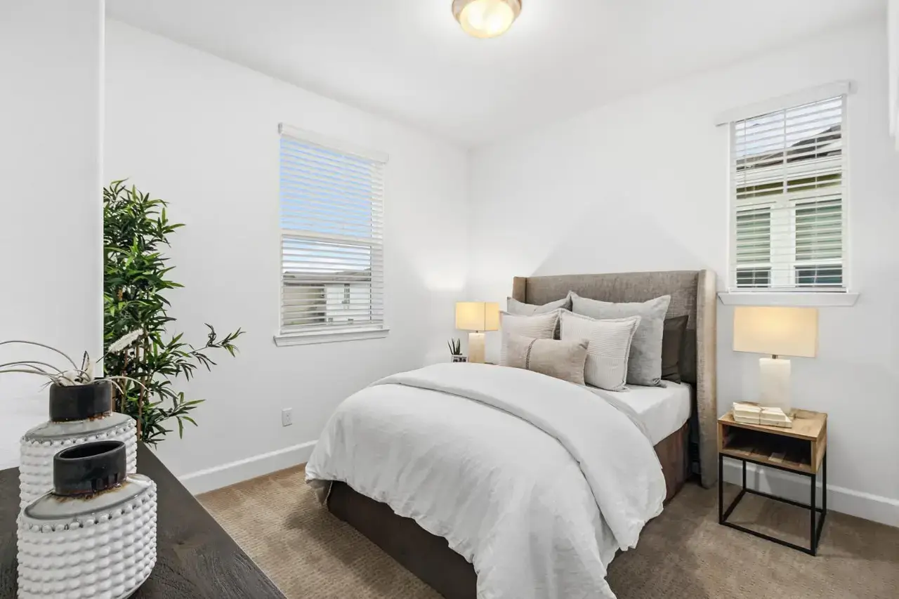 Lake Range Way, Roseville - Premiere Home Staging & Design