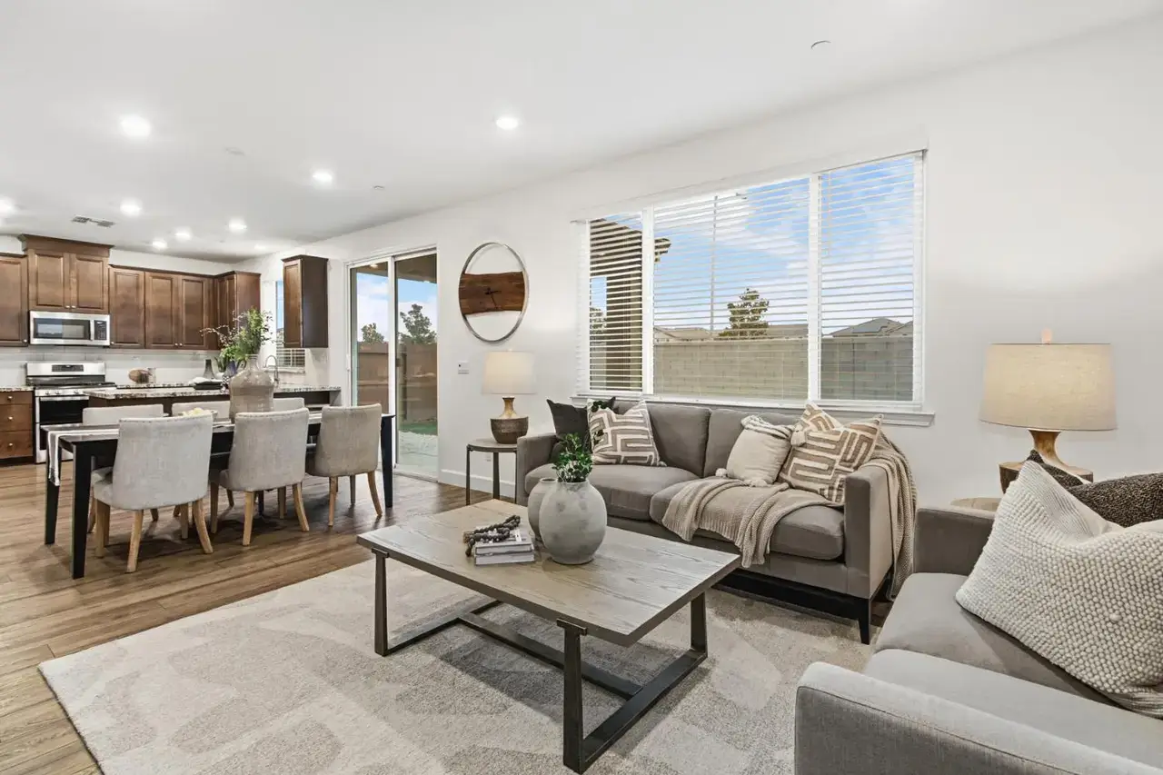 Lake Range Way, Roseville - Premiere Home Staging & Design