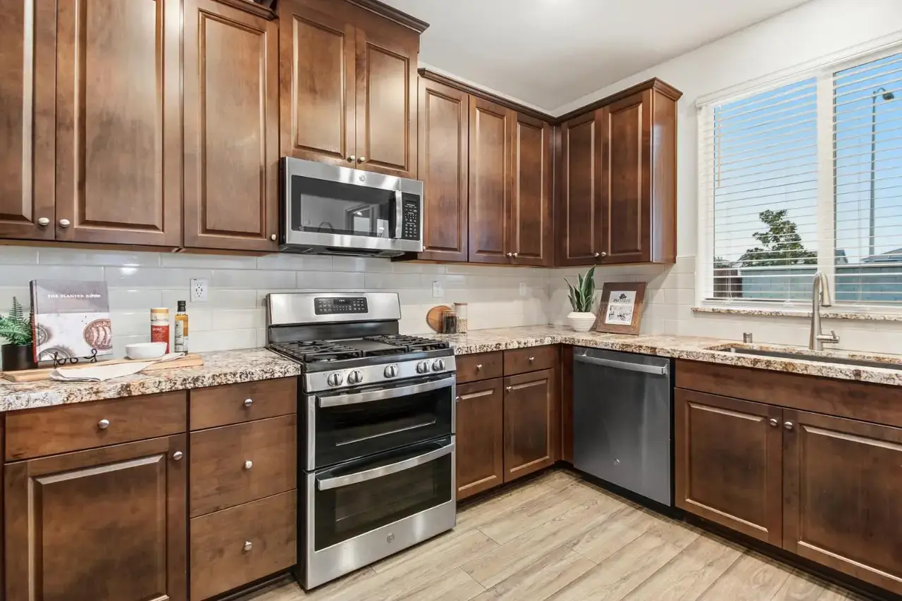 Lake Range Way, Roseville - Premiere Home Staging & Design