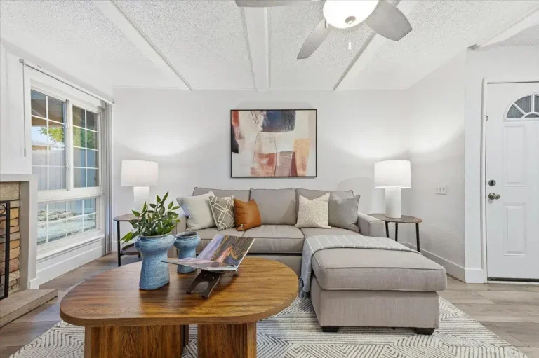 S Whitney Blvd, Rocklin - Premiere Home Staging & Design