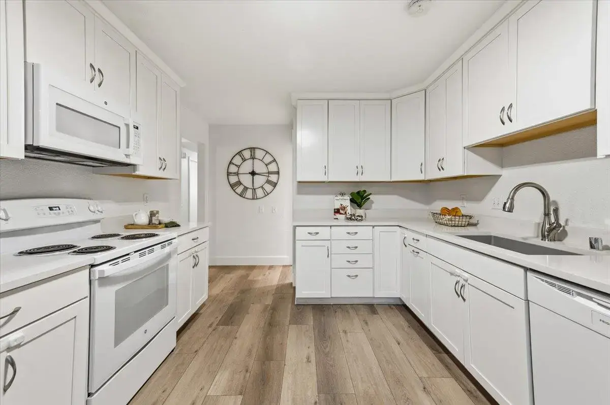 S Whitney Blvd, Rocklin - Premiere Home Staging & Design