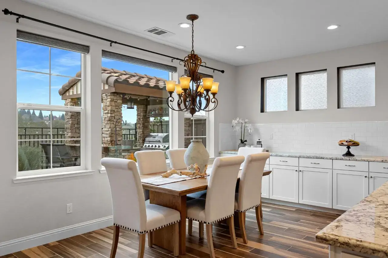 Vittorio Dr, Roseville - Premiere Home Staging & Design
