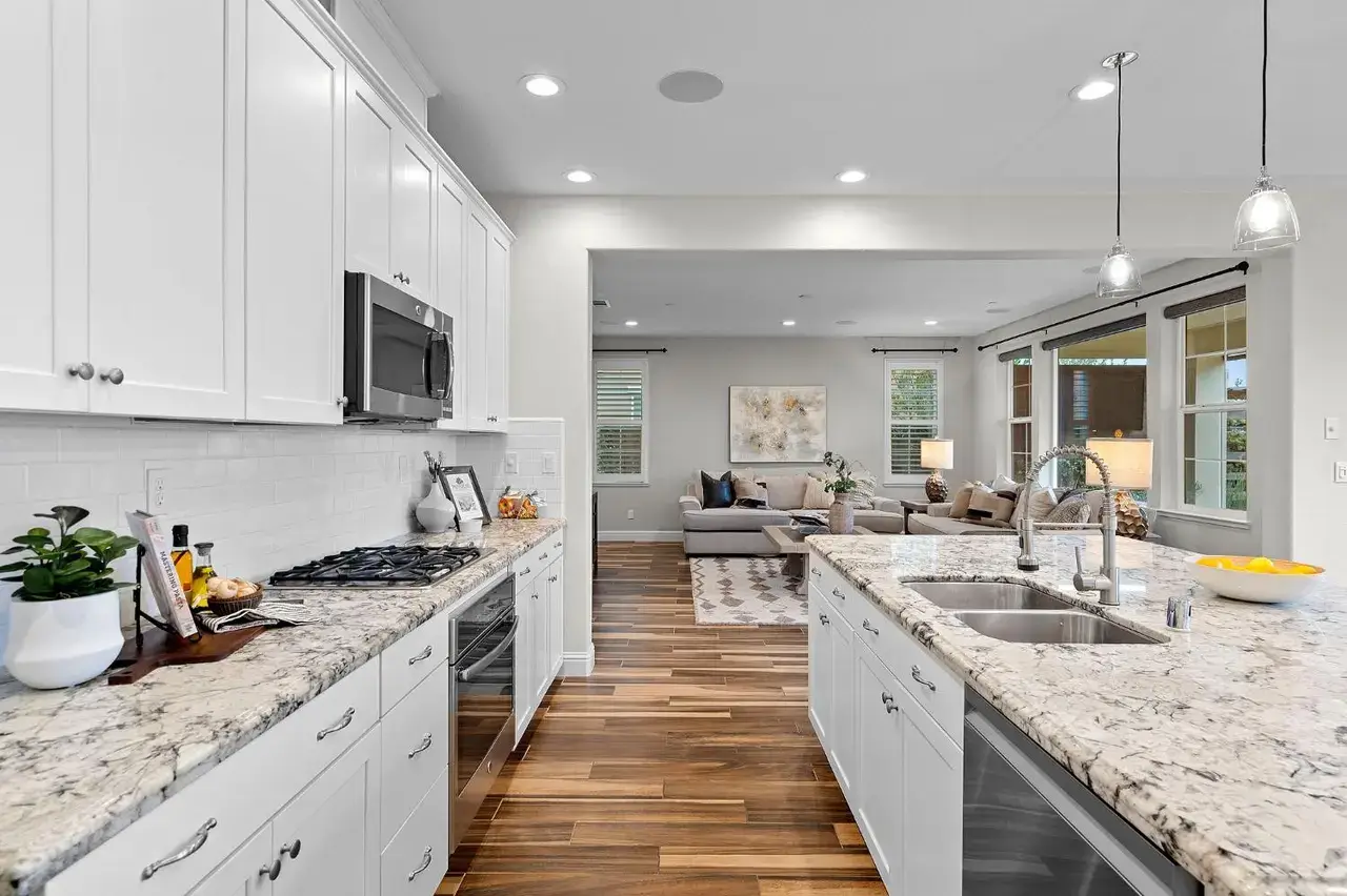 Vittorio Dr, Roseville - Premiere Home Staging & Design