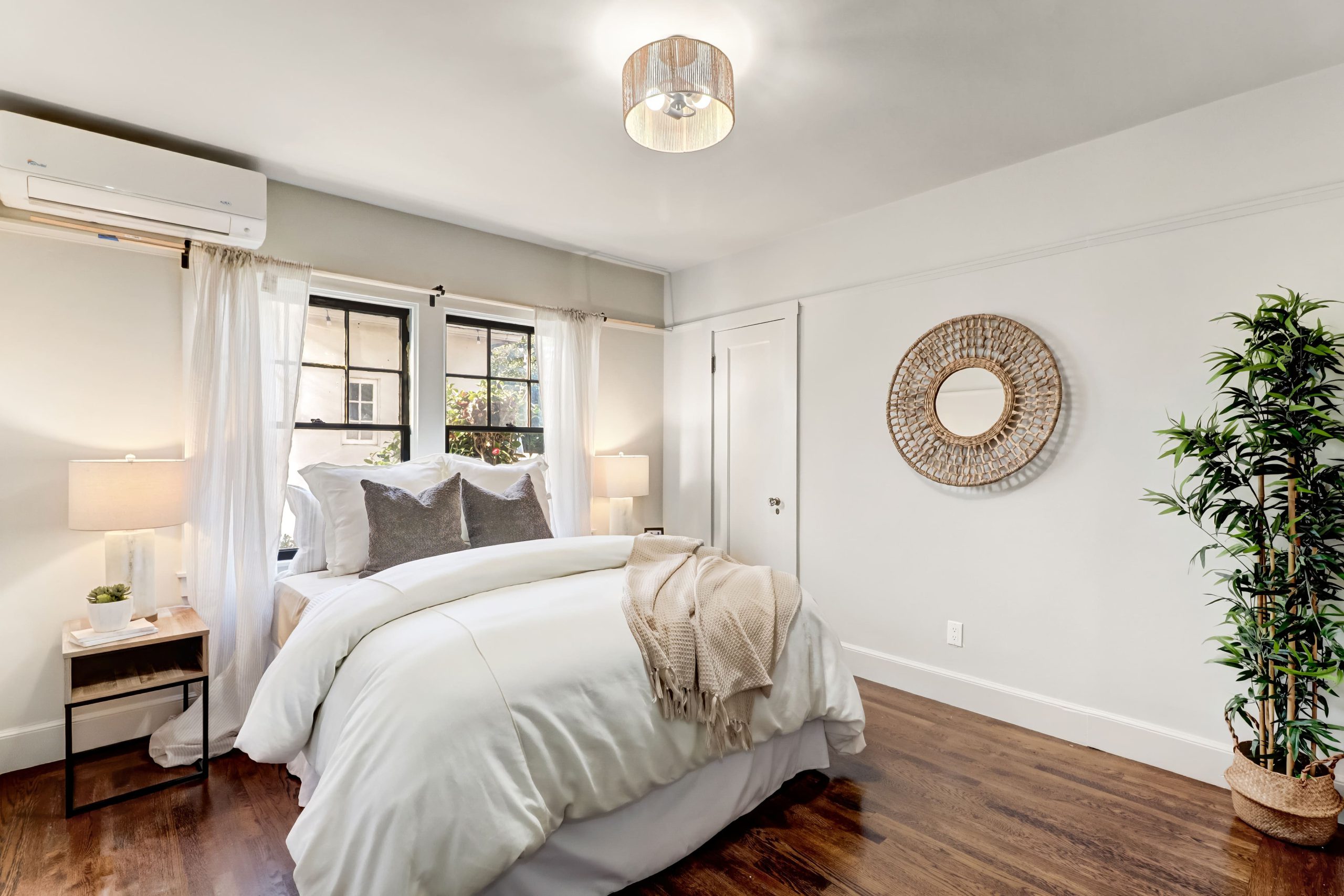 3rd Ave, Sacramento - Premiere Home Staging & Design