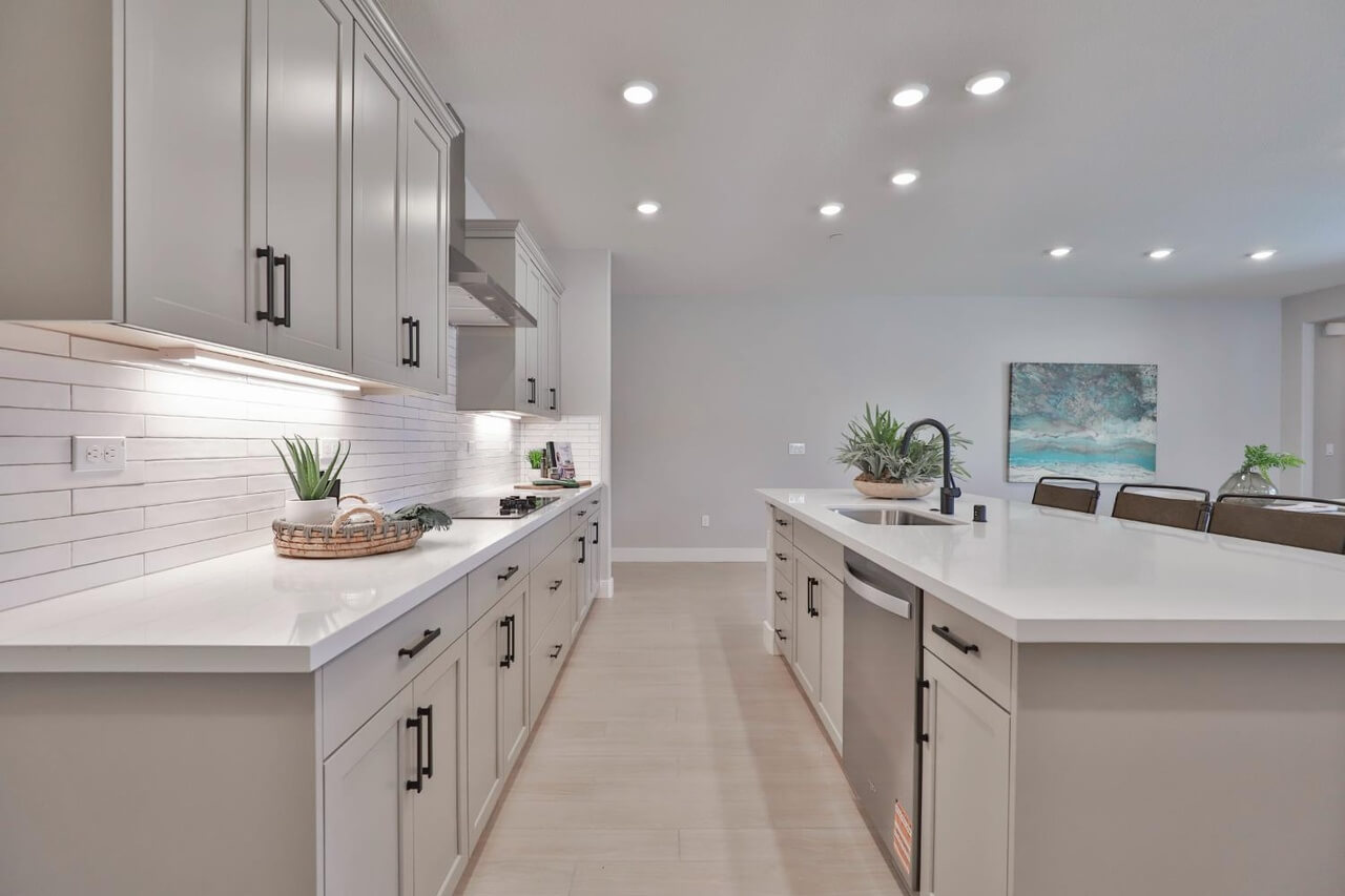 Vintage Oak, Lincoln - Premiere Home Staging & Design