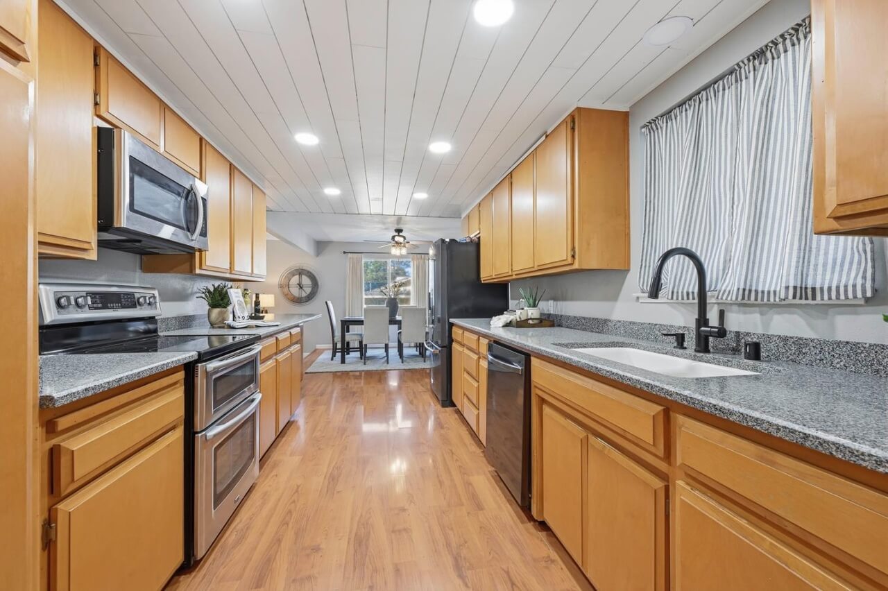 Blue Bell Ct, Placerville - Premiere Home Staging & Design