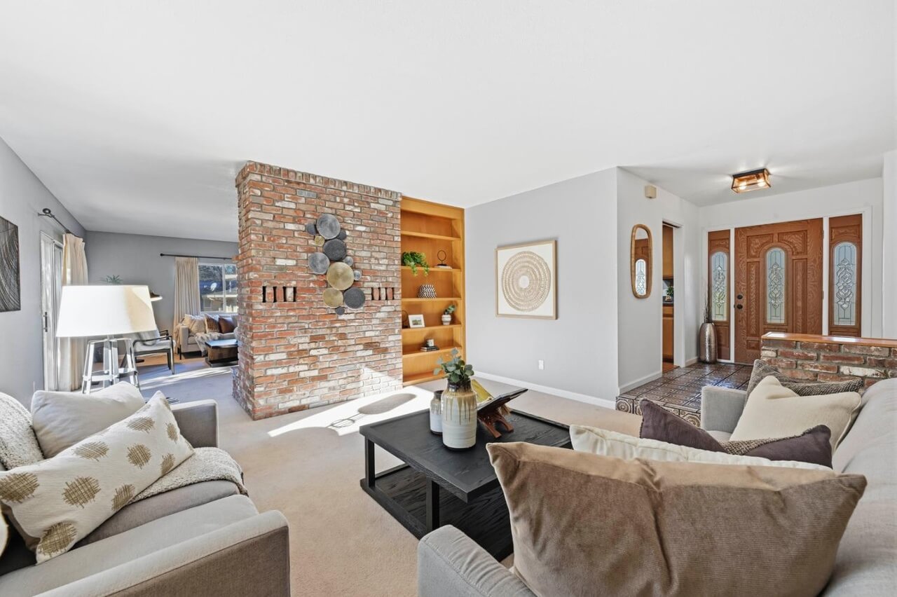 Blue Bell Ct, Placerville - Premiere Home Staging & Design