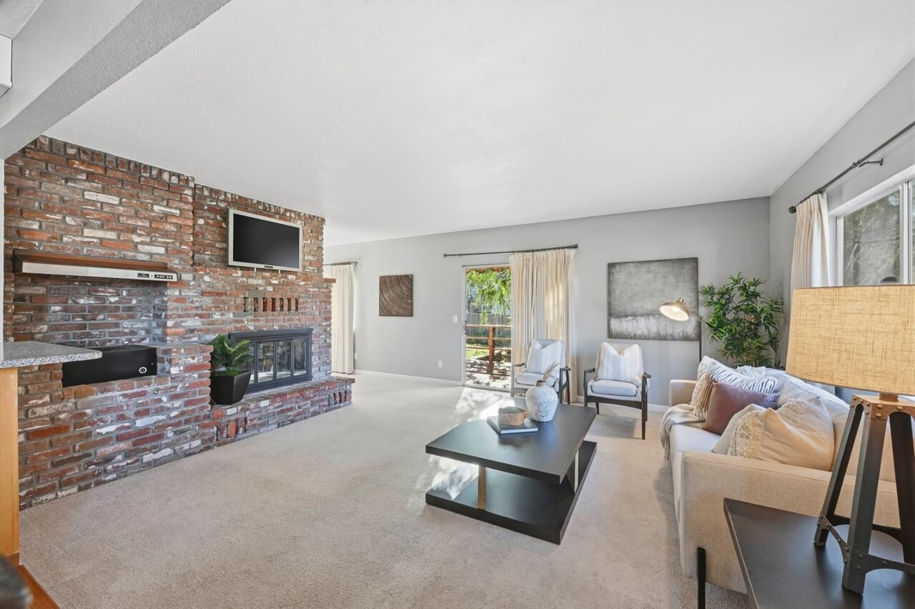 Blue Bell Ct, Placerville - Premiere Home Staging & Design