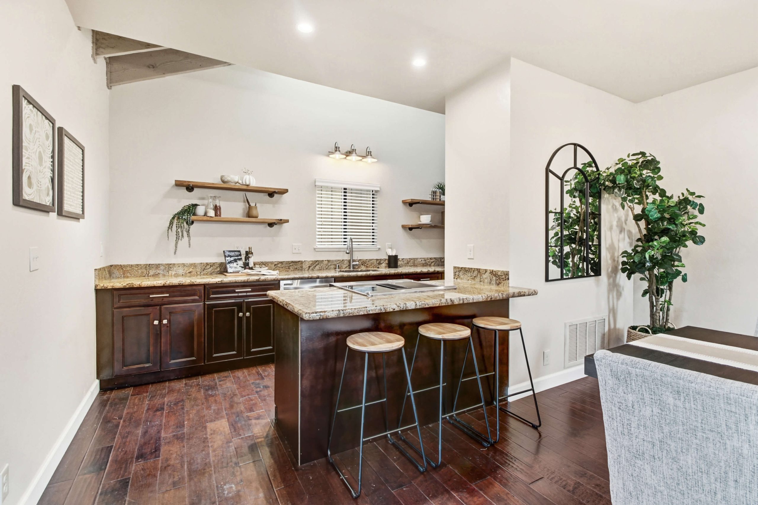 Boyer Dr, Carmichael - Premiere Home Staging & Design