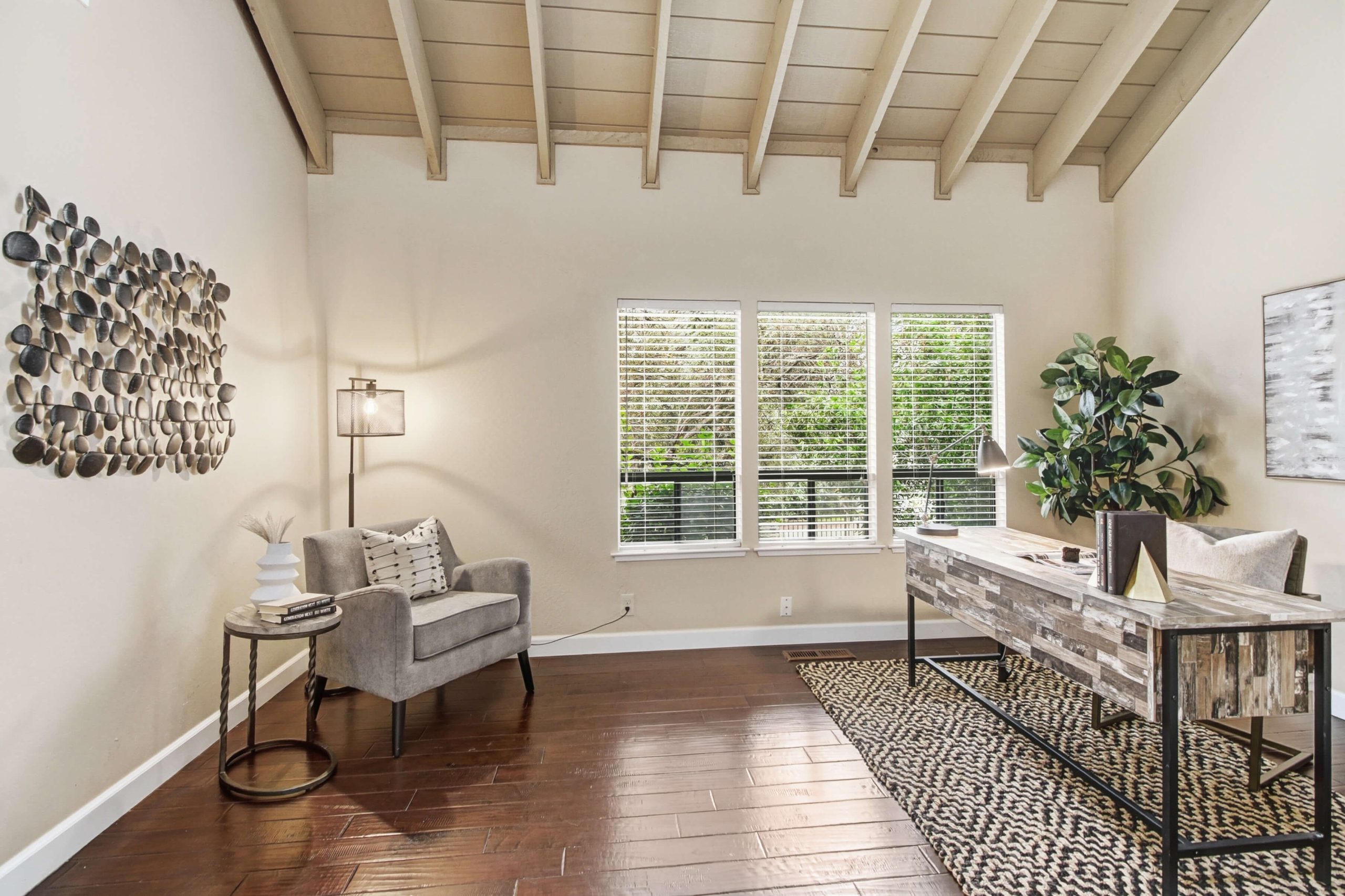 Boyer Dr, Carmichael - Premiere Home Staging & Design