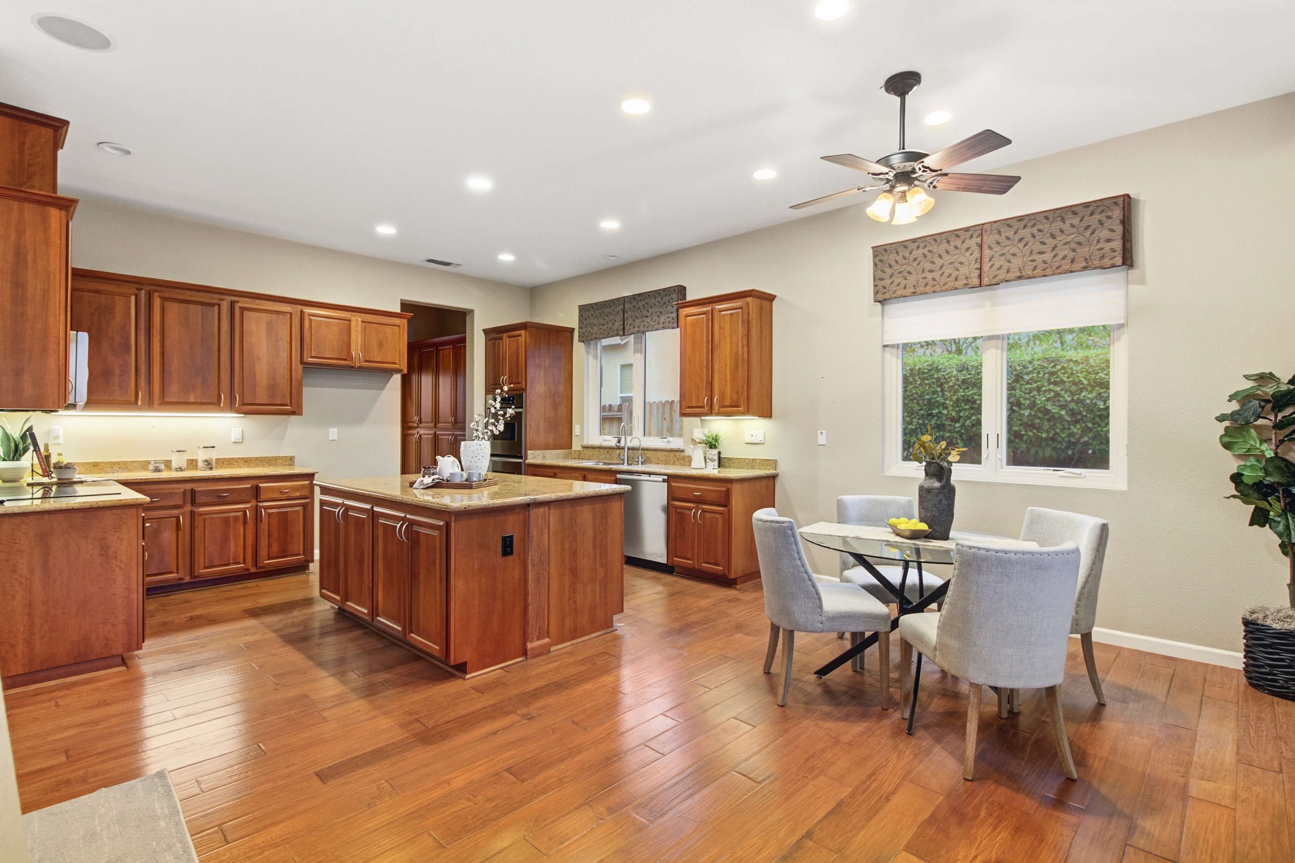 Creekberry Way, El Dorado Hills - Premiere Home Staging & Design