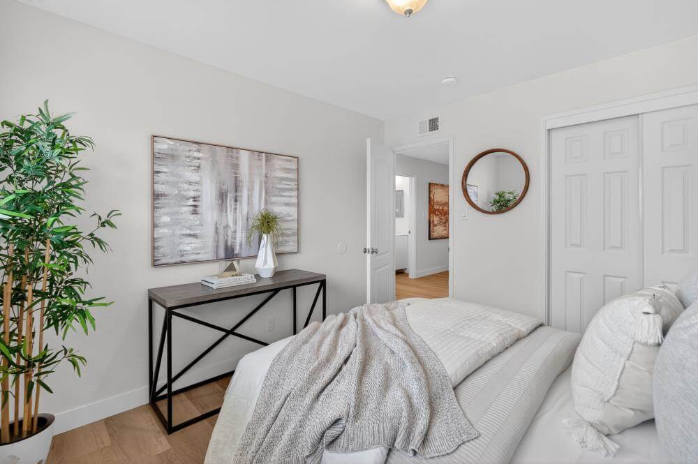 Kirk Way, Sacramento - Premiere Home Staging & Design